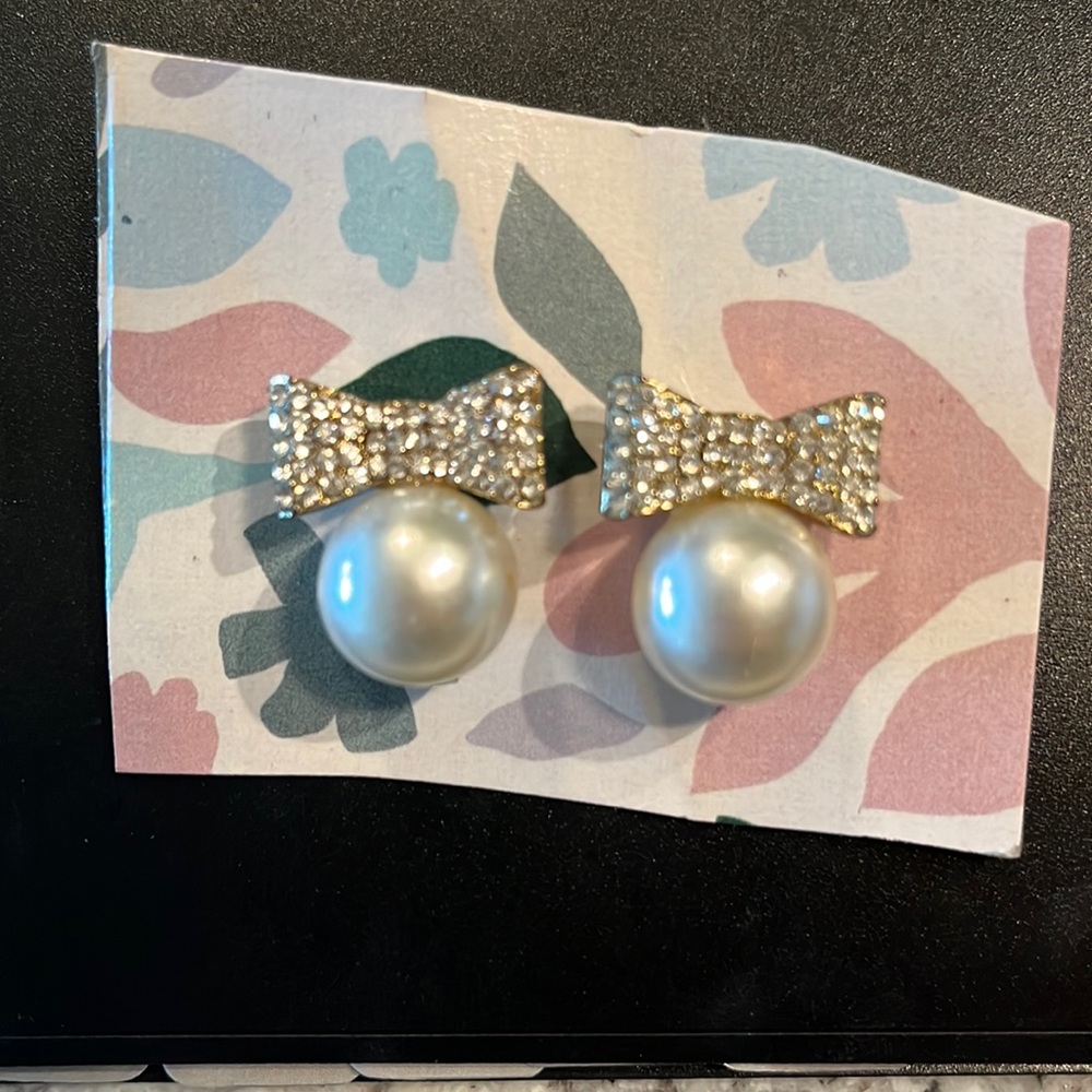 Barbie bow and pearl earrings